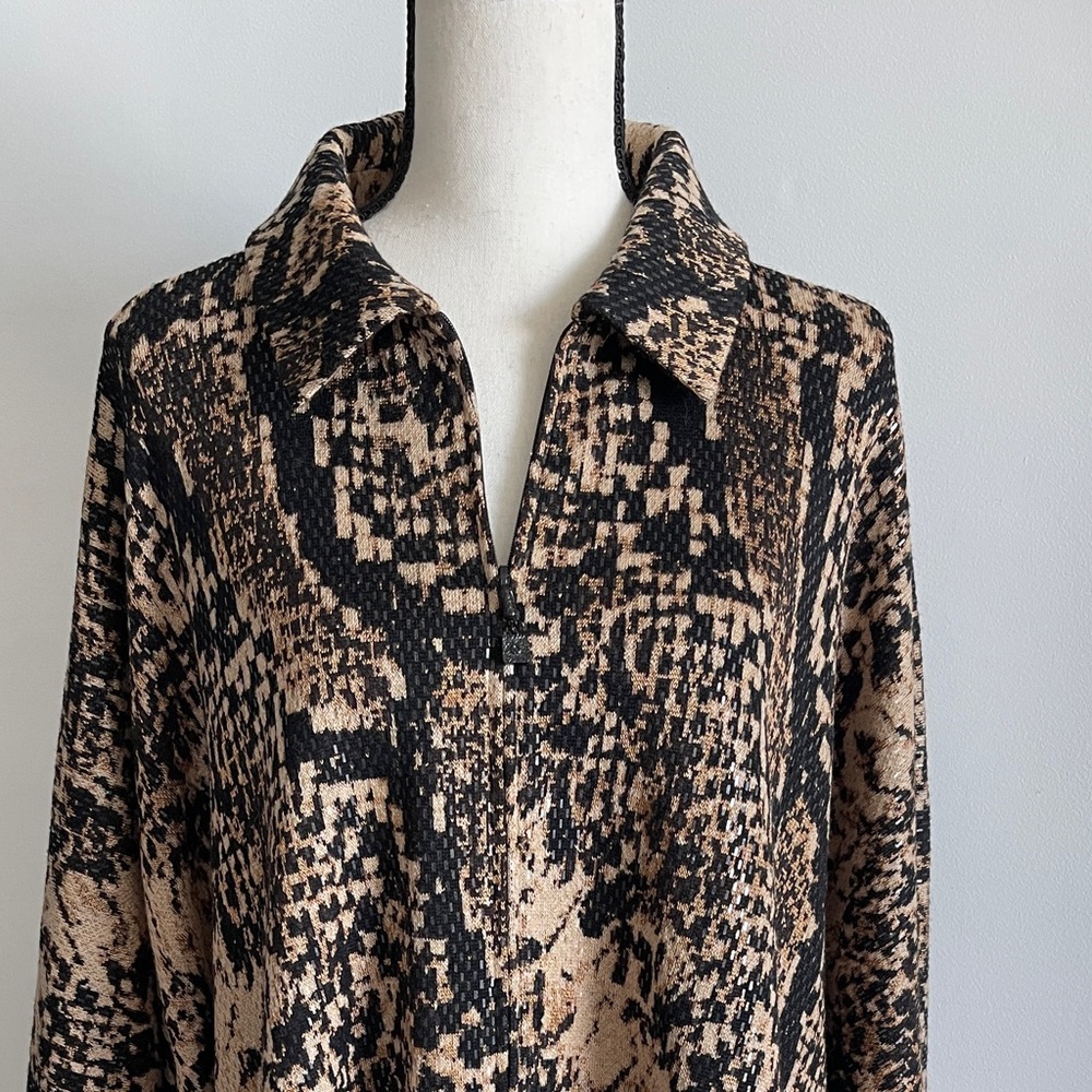 St. John Collection Black Tan Sequin Poncho